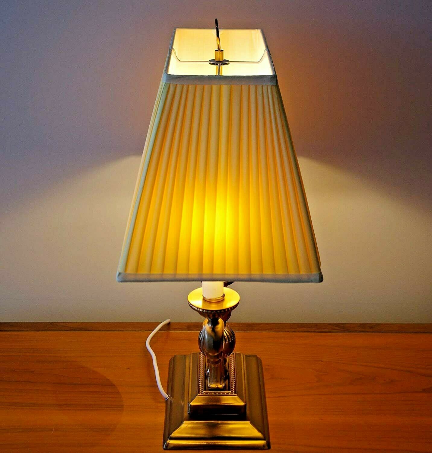 Luxury American Antique Style Table Bedside LAMPS Lampshades Brass Table Lamp