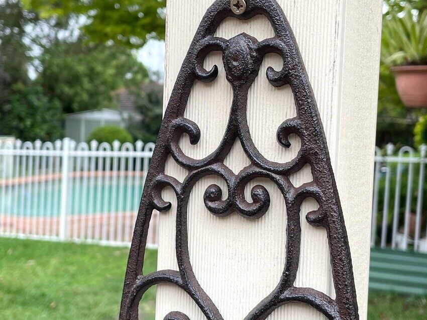 Cast Iron Bird Feeder Garden Home Ornament Rustic Brown 13x27.5cm H